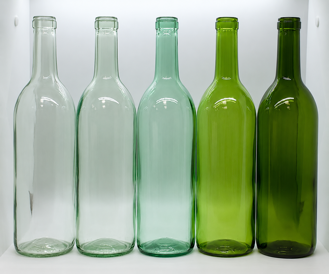 ¿Cual es la diferencia de las botellas de vidrio TRANSICION y las de vidrio VERDES regulares? - PackPlus